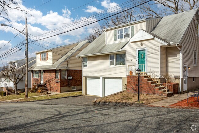 Prospect Park offers a variety of single-family homes for your ideal living space.