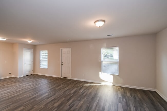 222 Saddle Brooke Trace, Brunswick, GA 31525 - photo 3