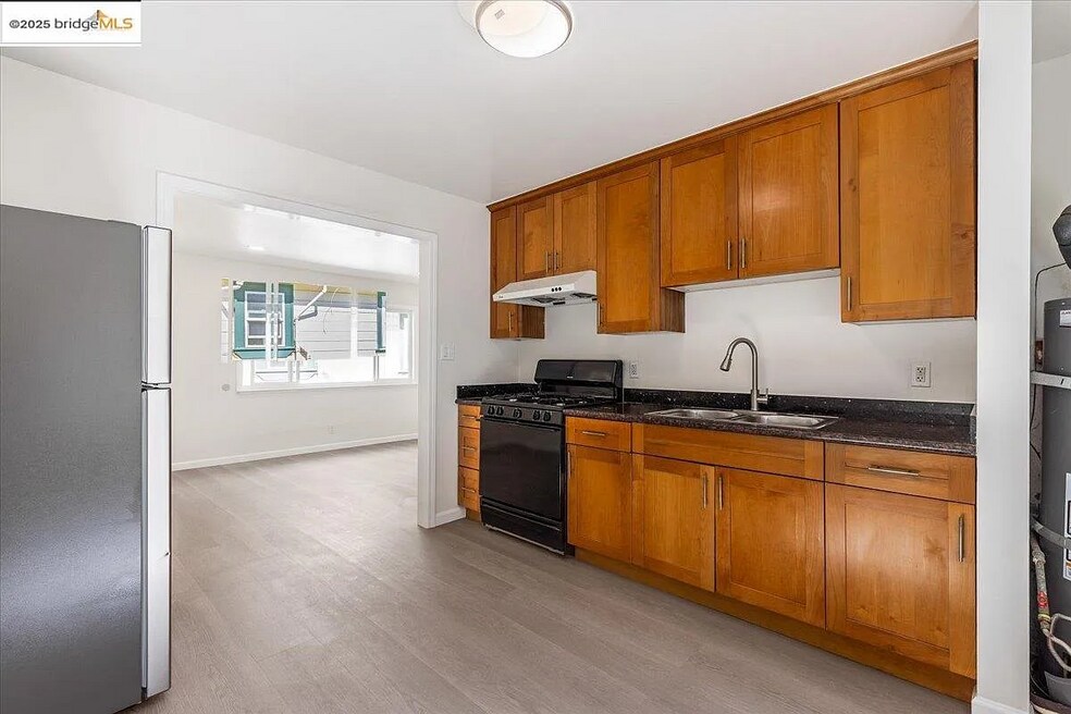 2846 McGee Ave unit B, Berkeley, CA 94703 - photo 1