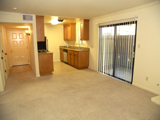 Grouse Run Apartments, Stockton, CA 95207 - photo 7