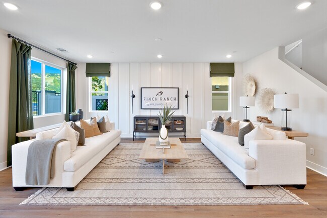 100 Gray Pine Way, Piru, CA 93040 - photo 4