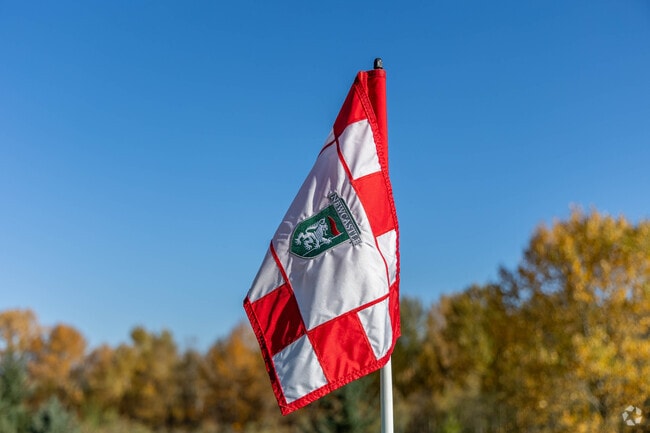 The Golf Club at Newcastle near The Reserve is known for sweeping views.