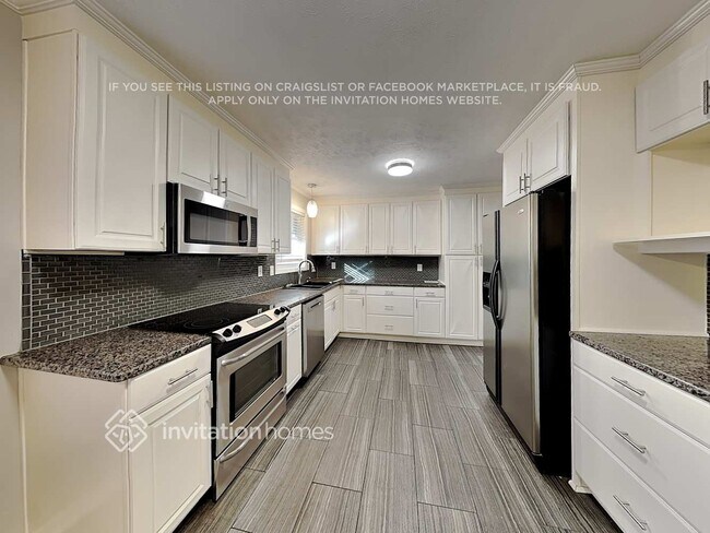 1455 Colony E Cir, Stone Mountain, GA 30083 - photo 5