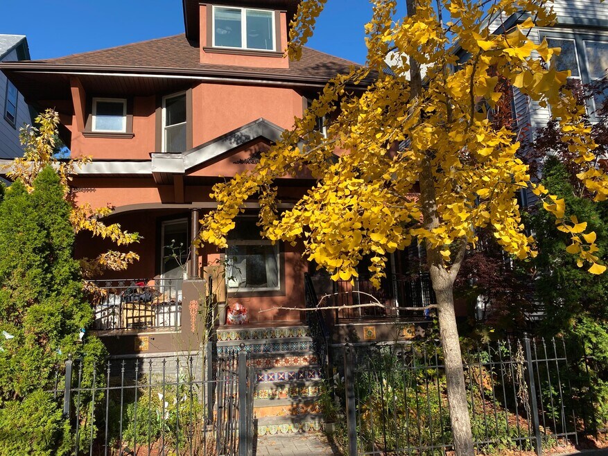 32 Duer Place unit 1, Weehawken, NJ 07086 - photo 1