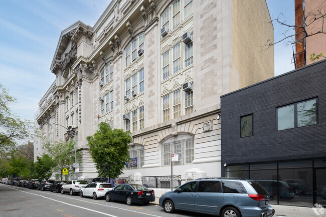 Institute For Collaborative Education, redefining education in Gramercy Park.