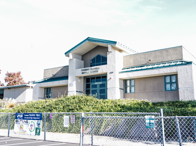The side profile of Thomas Russell Middle School in Milpitas, California.