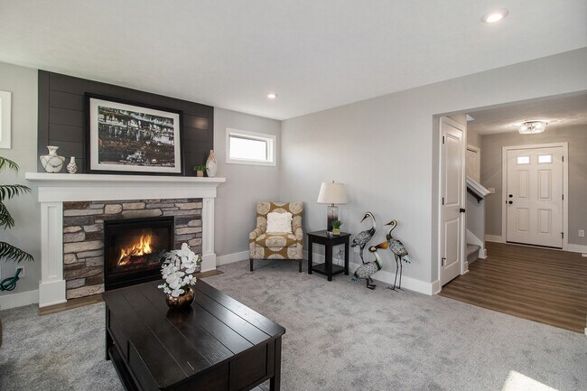 2290 Quarter Horse Dr unit 37278667, Cedar Springs, MI 49319 - photo 5