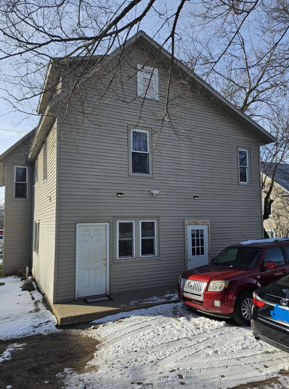 57 Leonard St NE Unit Downstair, Grand Rapids, MI 49503