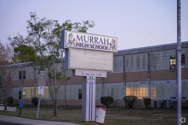 Murrah High School is a public school located in Jackson, MS.