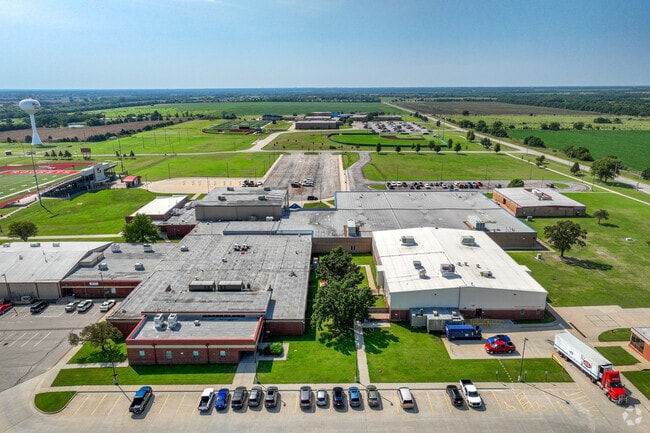 Rose Hill Middle School is a great schooling option for students in the area.