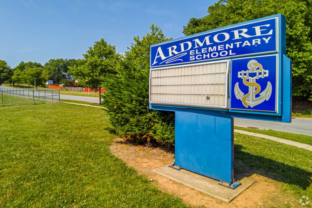 Ardmore Elementary School, Rankings & Reviews