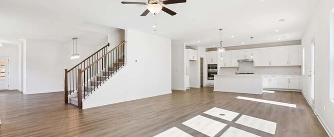 1240 Magellan Dr, Buford, GA 30518 - photo 6