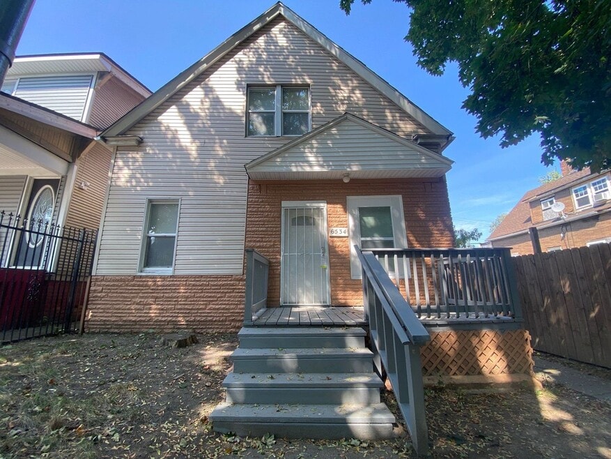 Fully Renovated 4-Bedroom Home – Move-In R...