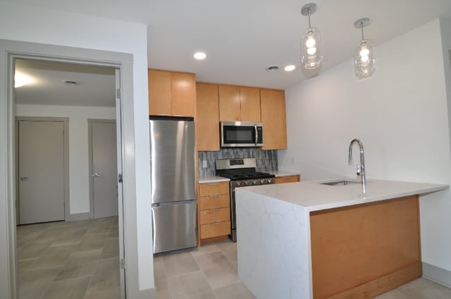 924 10th Ave unit 5, Huntington, WV 25701 - photo 4