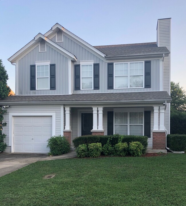 1712 Stone Hollow Ct, Nashville, TN 37076