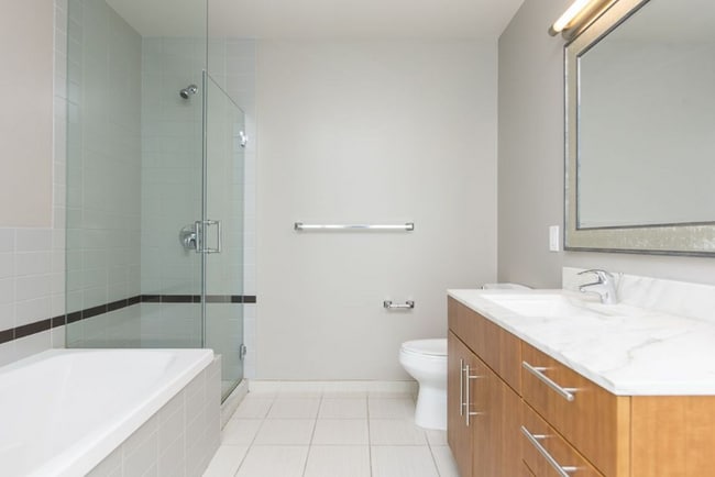 460 N State St, Chicago, IL 60654 - photo 6