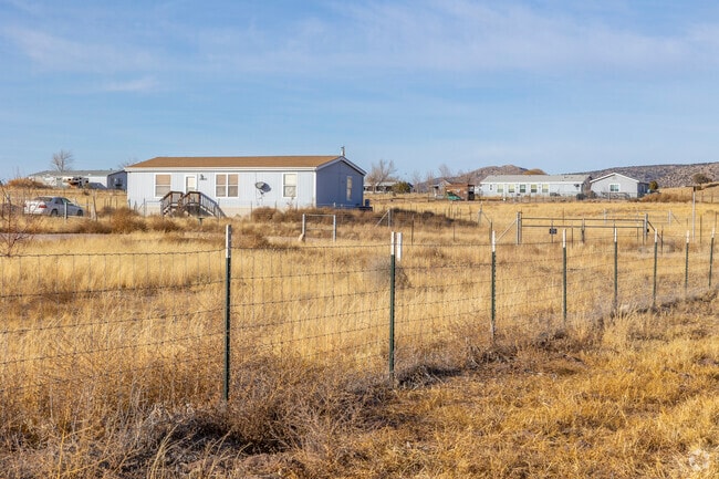 Most homes in Paulden are manufactured homes.