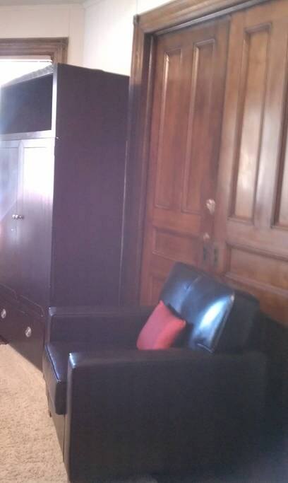 288 E 1st St unit 1-FURNISHED, Corning, NY 14830 - photo 4