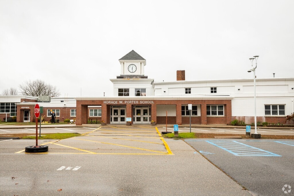 The Horace W. Porter School serves students in the Columbia community.