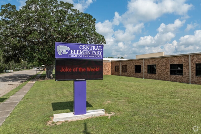 Central Elementary boasts an A- rating from niche.com.
