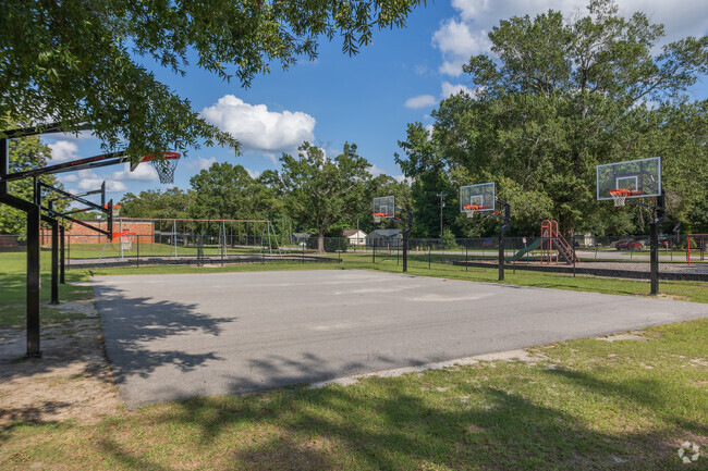 Crosswell Drive Elementary School in Sumter has a great outdoor basketball court for students.