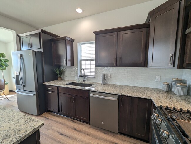 4303 Goldeneye Gateway Dr, Middleton, WI 53562 - photo 6