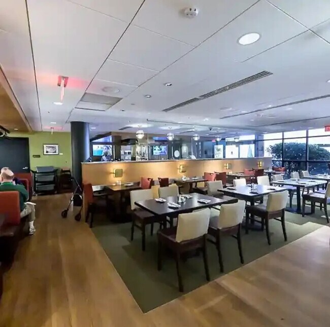 5901 Mount Eagle Dr unit 817, Alexandria, VA 22303 - photo 5