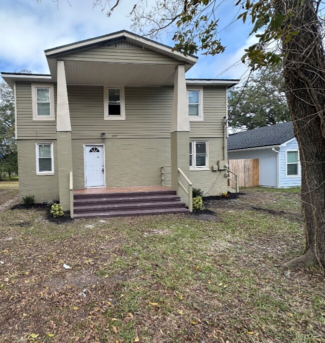 1717 Mc Quade St, Jacksonville, FL 32209 - photo 2