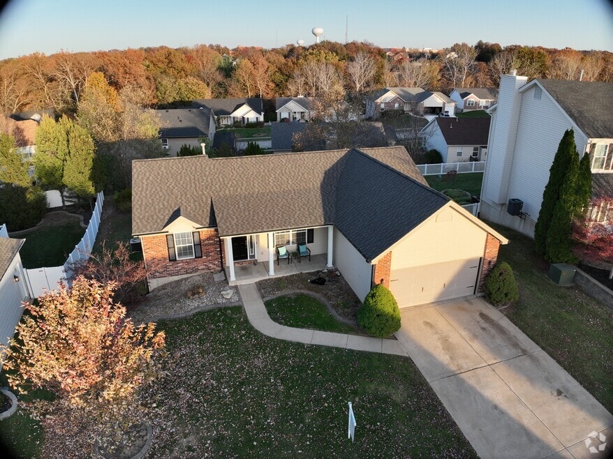 3826 Rocky Mound Dr, Wentzville, MO 63385 - photo 2