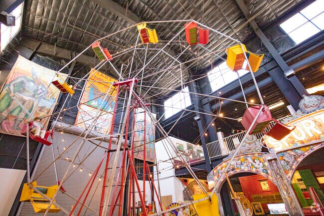 Admire the antique rides at the Showmen's Museum in Gibsonton.