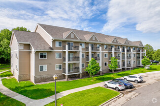 2205 Shenandoah Ln, Plymouth, MN 55447