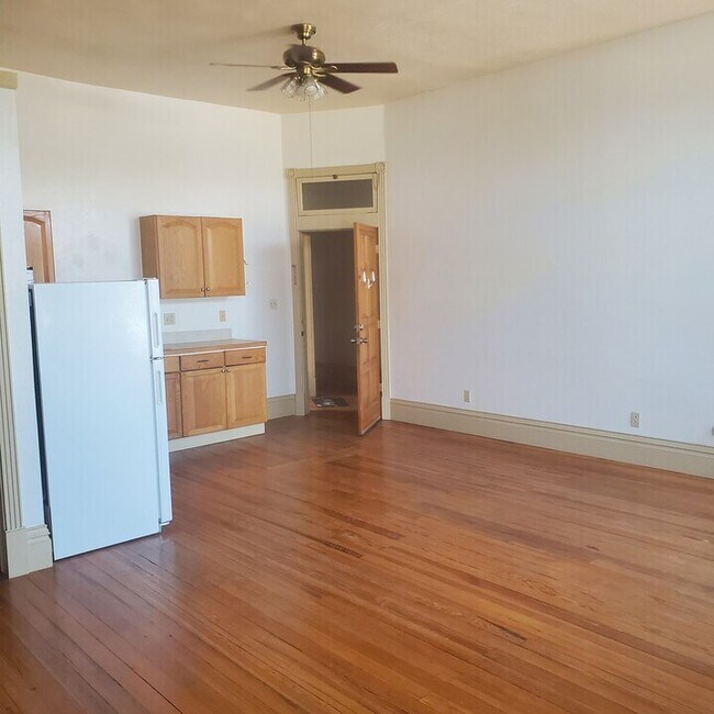 216 E 1st St unit 216 1st Street Unit, Ault, CO 80610 - photo 7