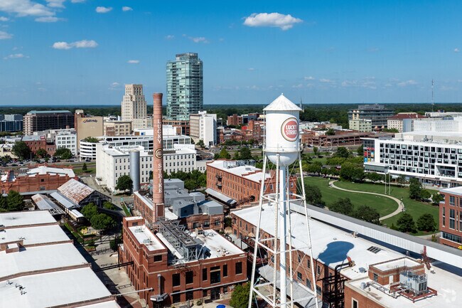 The American Tobacco offers fast-paced, upscale city living in Durham’s urban core.