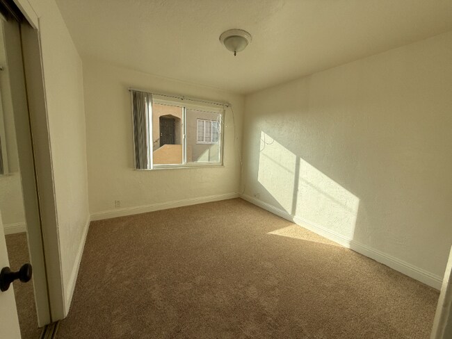 1325 Ashby Ave unit A, Berkeley, CA 94702 - photo 5