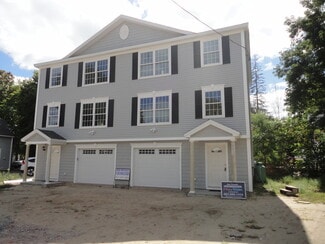 6 Elm St, Goffstown, NH 03045
