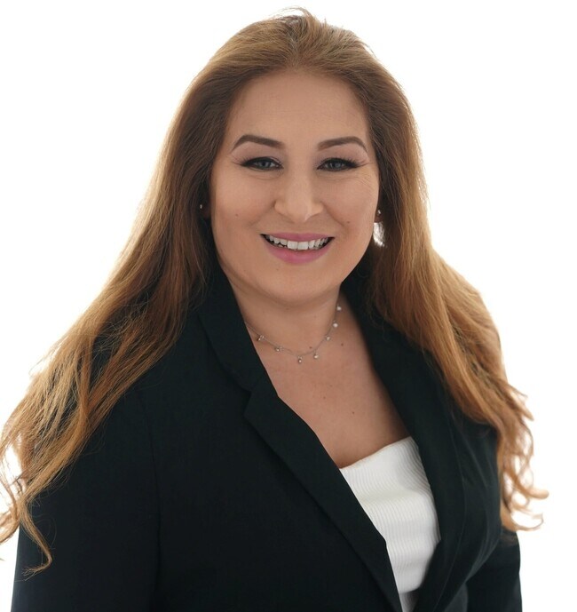 Agent Photo