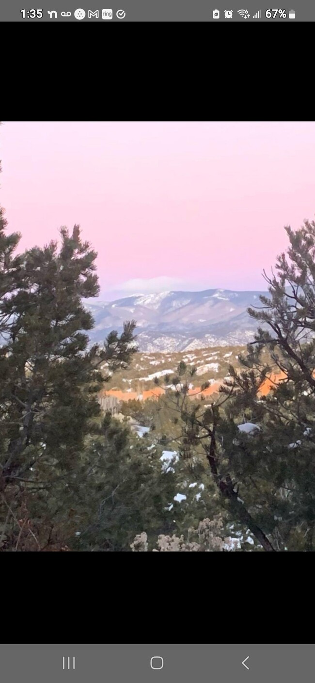 1005 Calle Dorthia, Santa Fe, NM 87506