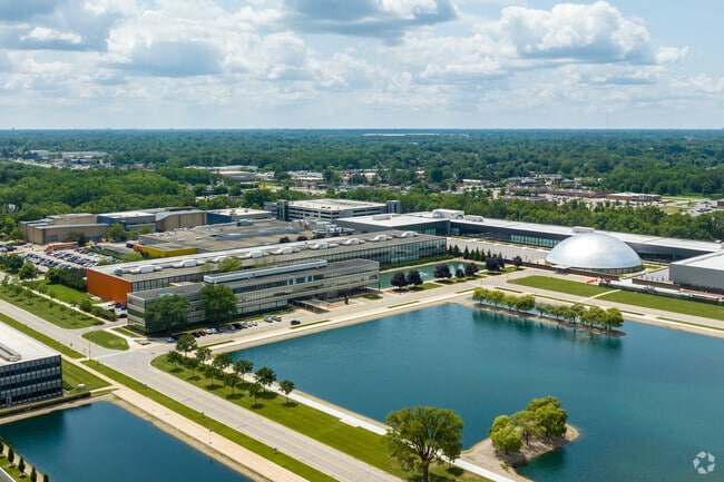 Northwest Warren offers a convenient commute from home to work at GM's Tech Center.