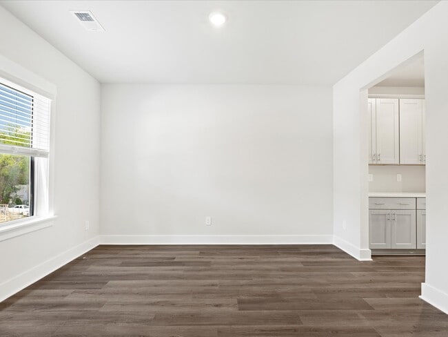 783 Burghley Cir, Greer, SC 29651 - photo 3