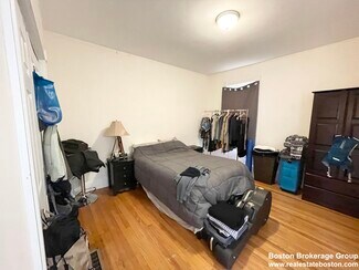 14 Edison Green Unit 1, Boston, MA 02125