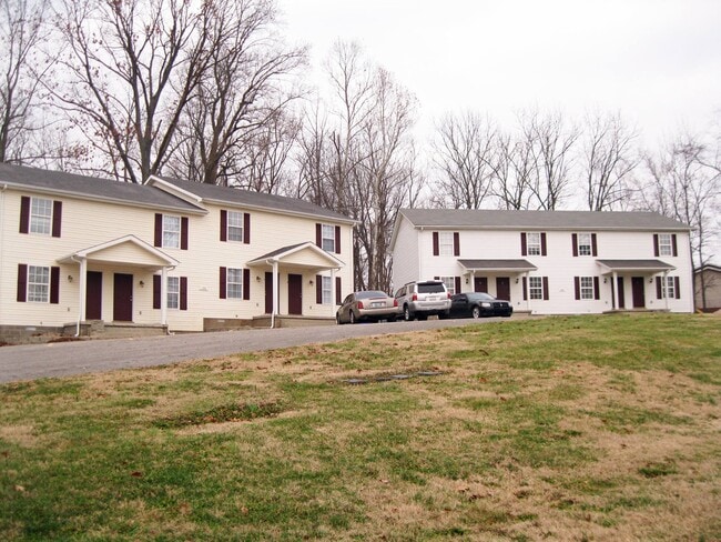 108 Creekside Dr unit C, Franklin, KY 42134 - photo 2