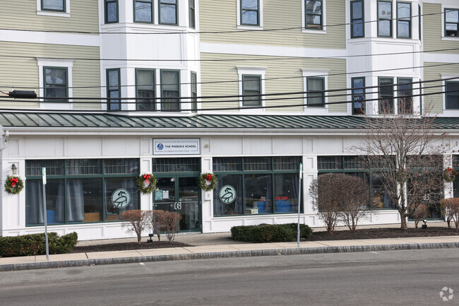 The Phoenix School provides education in the town of Salem.