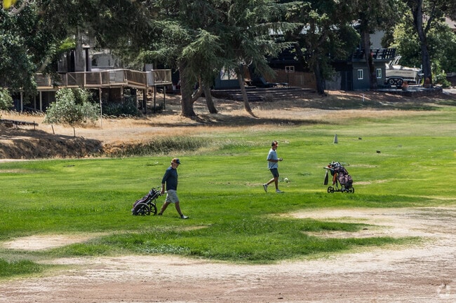 The Buckingham Golf and Country Club is the perfect place for an afternoon game of golf.