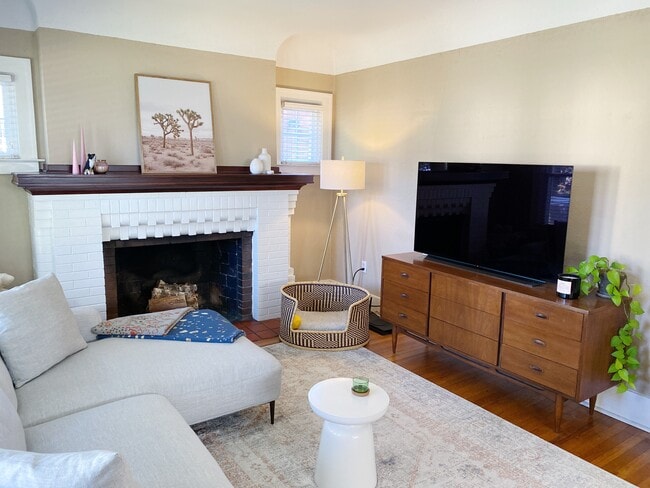 1312 N Maple Ave, Royal Oak, MI 48067 - photo 4