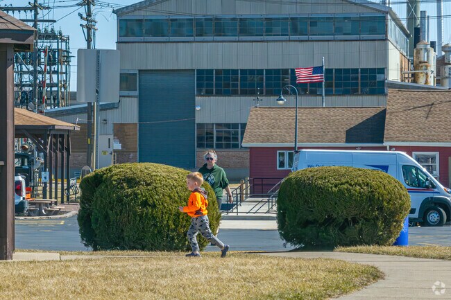 Your kids will love watching the trains at Rochelle Railroad Park.
