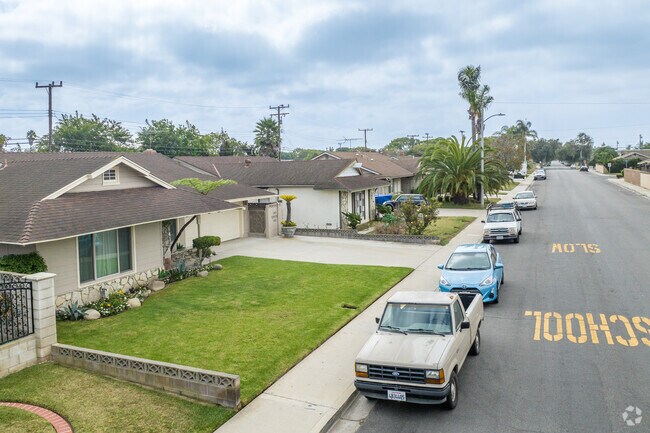Sidewalks in the Sierra Linda area are wide and perfect for taking an afternoon stroll.
