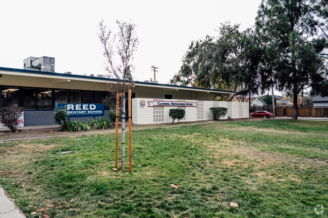 The front building of Reed Elementary School in San Jose, California.