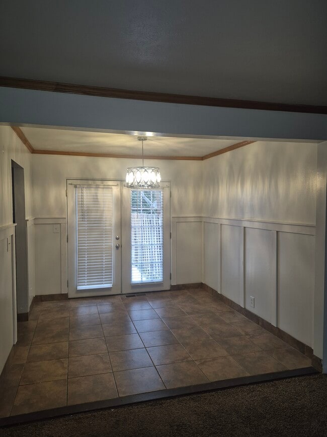 4147 New Rd, Youngstown, OH 44515 - photo 2