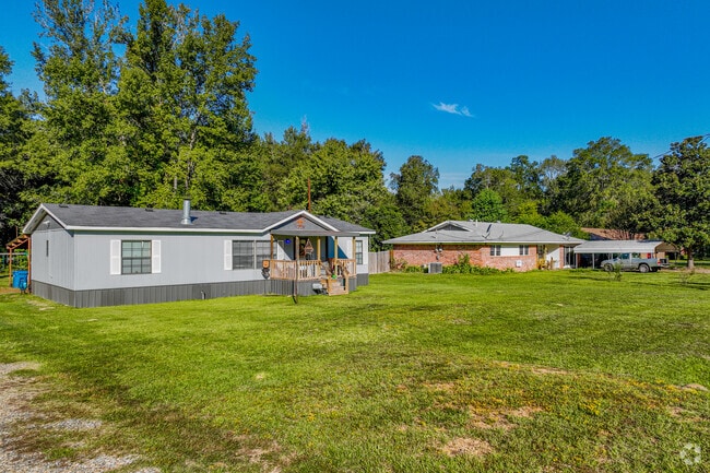 You will find a mix of modular homes and brick homes in the area of Vivian.