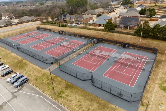 Tennis courts of Monrovia Middle School in Huntsville Alabama.